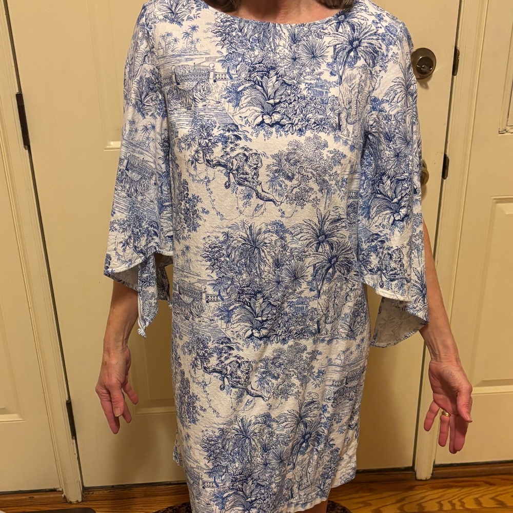 Linen Toile Blue and White open sleeve dress